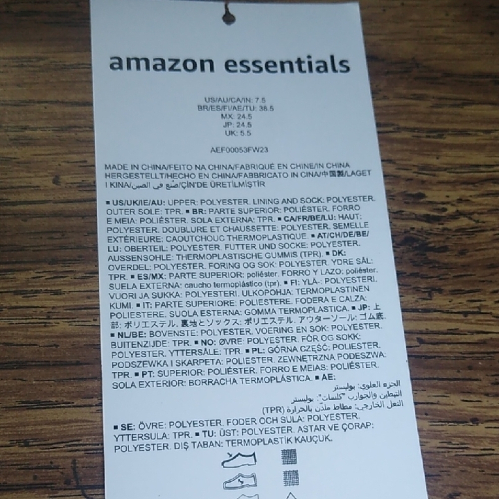 Amazon Essentials Women's White Sneakers - Picture 9 of 12